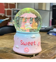 Mega Boy Sweet Animals Küresi Otomatik Kar Püskürtmeli Işıklı Müzikli Kar Küresi