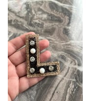 6X5 CM ÜTÜ İLE YAPIŞAN 5 RAKAMI TAŞLI BONCUKLU ARMA