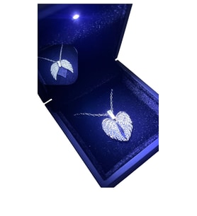 Lüks Işıklı Mini Kutuda 925 Ayar Gümüş Kaplama Melek Kanadı Açılır Kalp Kolye - Kişiye Özel İsimli (Silver)