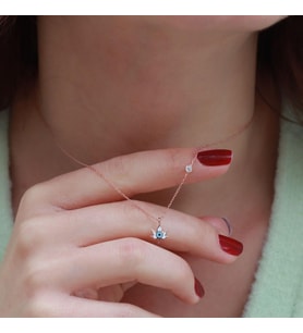 Yaprak Figürlü Zirkon Taşlı Mine İşli Rose Gold Kaplama Gümüş Kolye