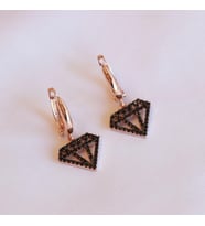 Elmas Simgeli Siyah Zirkon Taşlı Rose Gold Kaplama Gümüş Küpe