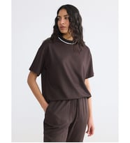 LCW Modest Kahverengi Bisiklet Yaka Soft Touch Kadın Tişört