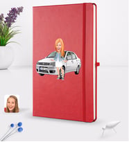 BK Gift Kişiye Özel Plakalı Kadın Fiat Albea Karikatürlü Kırmızı Termo Deri Defter 16x24cm Model 2