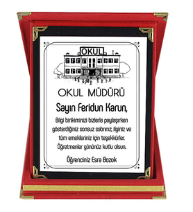 Okul Müdürüne Hediye İsim Baskılı Plaket - Öğretmenler Günü Hediyesi (Kırmızı)