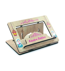 Masaüstü Kadameli Ayarlanabilir Ahşap Kızımın  Rahlesi Ve Kitap Okuma Standı  (32 x 23 cm) (Pembe)