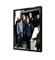 Atatürk Merdivenlerde Sohbet Ederken Çerçeveli Mdf Tablo
