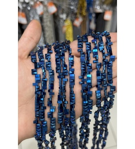 Hematit Taşı Piramit Kesim Parlak Mavi 6x3mm Doğal Taş Dizi