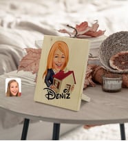 BK Gift Kişiye Özel İsimli Kadın Emlakçı Karikatürlü Dekoratif Ahşap Çerçeve Model 1