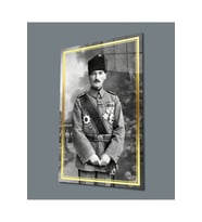 Miyrem Glasses Collection -A1^#  Gold Şerit Siyah Beyaz Üniformalı Atatürk Portesi Cam Tablo (Çok Renkli)