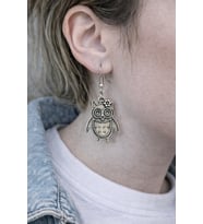 Owl Charm – Baykuş Figürlü Gümüş Renk Küpe