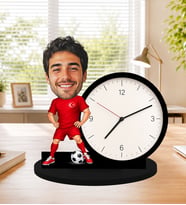 Kişiye Özel Futbol Temalı Karikatür Masa Saati Fotoğraflı Erkek Sevgiliye Babaya Arkadaşa Özel Hediye