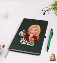 BK Gift Kişiye Özel Kadın Emlakçı Karikatürlü Yeşil Termo Deri Defter Kalem Seti Model 2