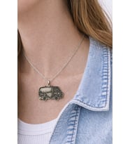 Retro Karavan Minibüs Figürlü Gümüş Renk Metal Tasarım Unisex Günlük Kolye