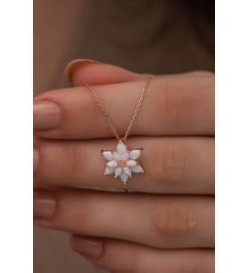 925 Ayar Gümüş Beyaz Doğal Opal Taşlı Lotus Kolye