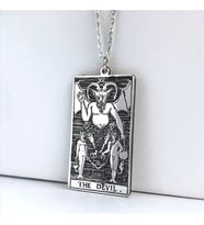 Kişiye Özel 925 Ayar Gümüş Tarot (The Devil) Şeytan Kolye