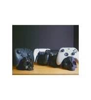 Dekoratif Kuru Kafa Detaylı Kol Standı, Oyun Kolu Tutucu Stand, PS5/PS4/XBOX/NİNTENDO UYUMLU