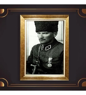 Altın Varaklı Çerçeveli Paspartulu Atatürk Tablo z4893 (Gold)