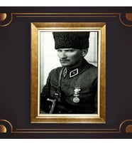 Altın Varaklı Çerçeveli Paspartulu Atatürk Tablo z4893 (Gold)