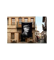Askeri Kıyafeti ile Mustafa Kemal Atatürk Poster Bayrak Premium Raşel Kumaş 300x450cm ATA44