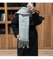 Düz Renk Püsküllü Yumuşak Atkı (Gri)