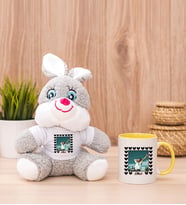 Kişiye Özel Kalp Detaylı Fotoğraflı  Peluş Tavşan ve Sarı Kupa