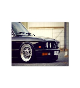 Ahşap Tablo Bmw E 28 Siyah Sağ Ön Detay (50x70 Cm Boyut)