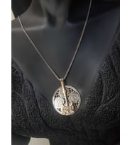 Vog Unisex Balta Figürlü V 5 Dua Yazılı Hz.Süleyman Mühürlü Gümüş Dönen Madalyon Kolye