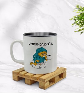 Bk Gift Umrumda Değil Tasarımlı İçi Siyah Renkli Kupa Bardak Model 1