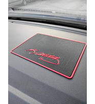 ATATÜRK İMZALI Logolu Kaymaz Torpido Üstü Ped 20x13.5 cm (Çok Renkli)