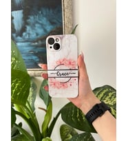 Çiçekli Beyaz Mermer Tasarımlı İsimli Iphone Telefon Kılıfı