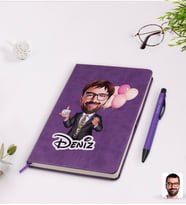 BK Gift Kişiye Özel Erkek Doğum Günü Karikatürlü Mor Termo Deri Defter Kalem Seti Model 3