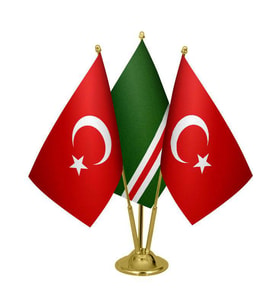 Masa Üstü İçkerya Çeçen Bayrağı Türk Bayrağı Üçlü Pirinç Direk Masa Bayrak Seti