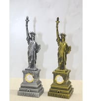 Metal Saatli Özgürlük Anıtı
