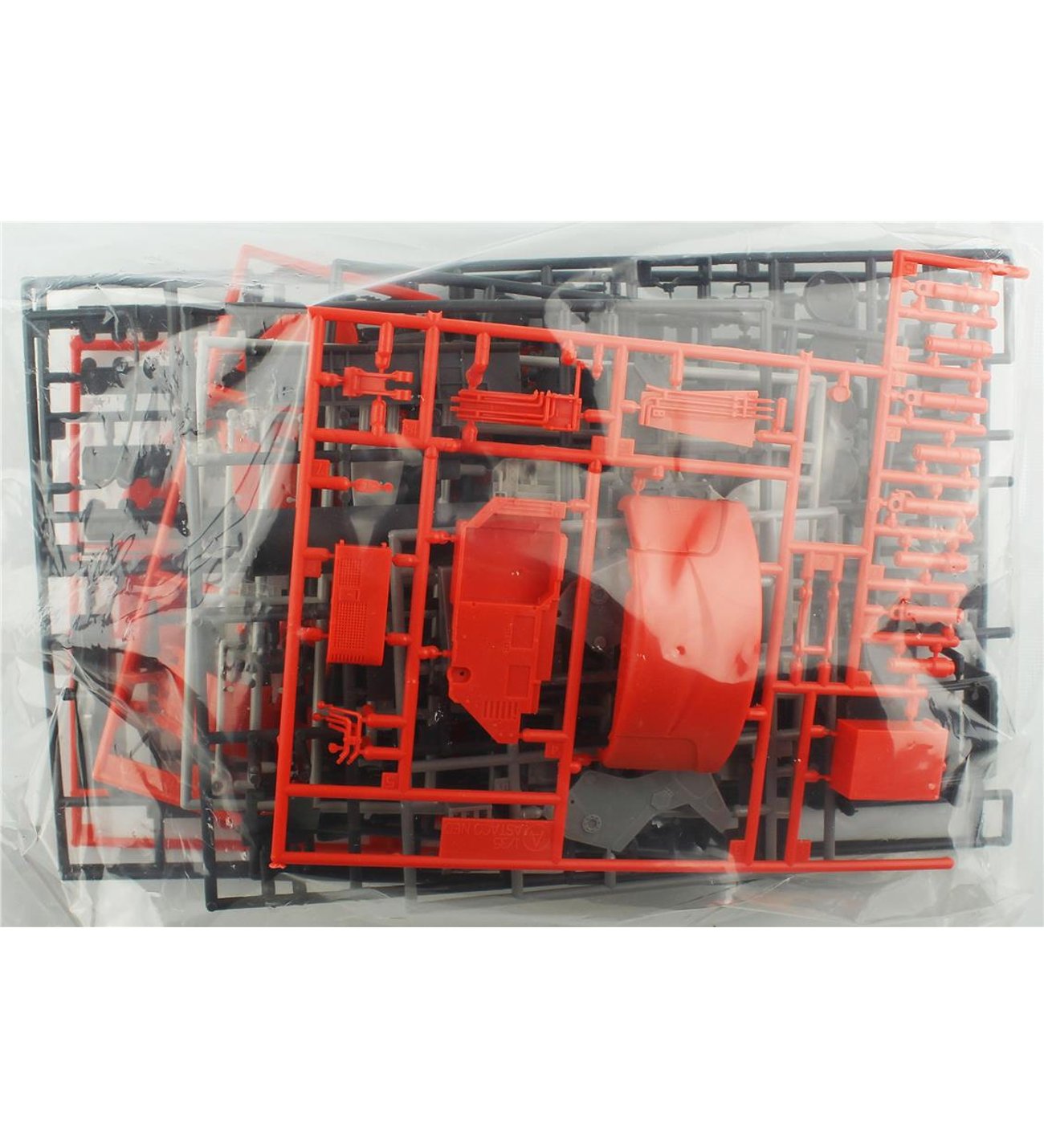 Hasegawa 66103 1/35 Ölçek, Hitachi Excavator Zaxis 135US Crusher