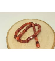 Akik Taşı Küp Şekilli 7-8mm Aralığı YARIM Dizi (24235) (18cm uzunluğundadır)