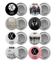 Exo Çanta Rozeti Seti 8 Adet En Büyük Boy 5.8cm İğneli Broş