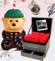 Kişiye Özel İnci Kolyeli Kokulu Premium Box & Bearista Şapkalı Ayıcık Pipetli Bardak