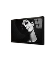 Siyah Beyaz Audrey Hepburn Çerçeveli Cam Tablo