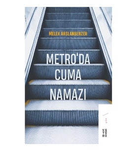 Metro’da Cuma Namazı