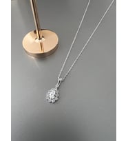 Zeta Jewel 925 Ayar Gümüş Tamamı Beyaz Zirkon Taşlı Damla Kolye 40+5 cm