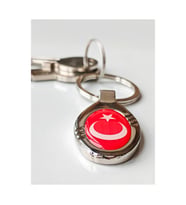 Kırmızı Türk Bayraklı Oval Metal Anahtarlık