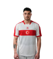 Hummel 9123789001 Erkek Milli Takım Forması