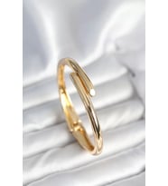 Pirinç Gold Renk Kadın Kelepçe Bileklik - TJ-BB7975