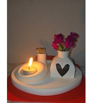 El Yapımı Kalpli Beton Tealight Mumluk Seti – Dekoratif Tepsi & Mini Vazo & Kibritlik  Romantik Masa Dekoru