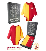 Galatasaray Orijinal Lisanslı Uzun Kol Bebek Body Zıbın Hediyelik Ahşap Kutulu (Kırmızı)