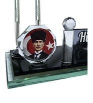 Sentez Yeni İş Hediyesi Atatürk Masa İsimliği (Gümüş Gri)