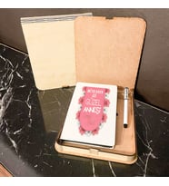 Dünyanın En Güzel Annesi Ahşap Kutulu Defter Kalem Set