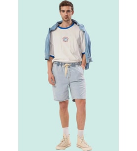 Erkek Pamuk Denim Şort Rahat Kalıp Geniş Paça Yaz Aylarının Vazgeçilmezi Dayanıklı Malzeme (Açık Mavi)