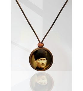 Mustafa Kemal Atatürk Ahşap Kolye N11.31076