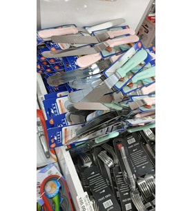 RENKLİ SAPLI METAL PASTA SPATULA